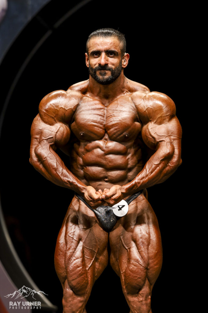 Hadi Choopan - Most Muscular Pose